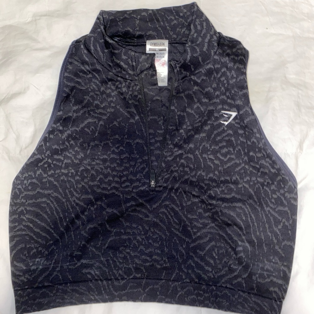 ADAPT ANIMAL SEAMLESS CROP 1/2 ZIP size XL..